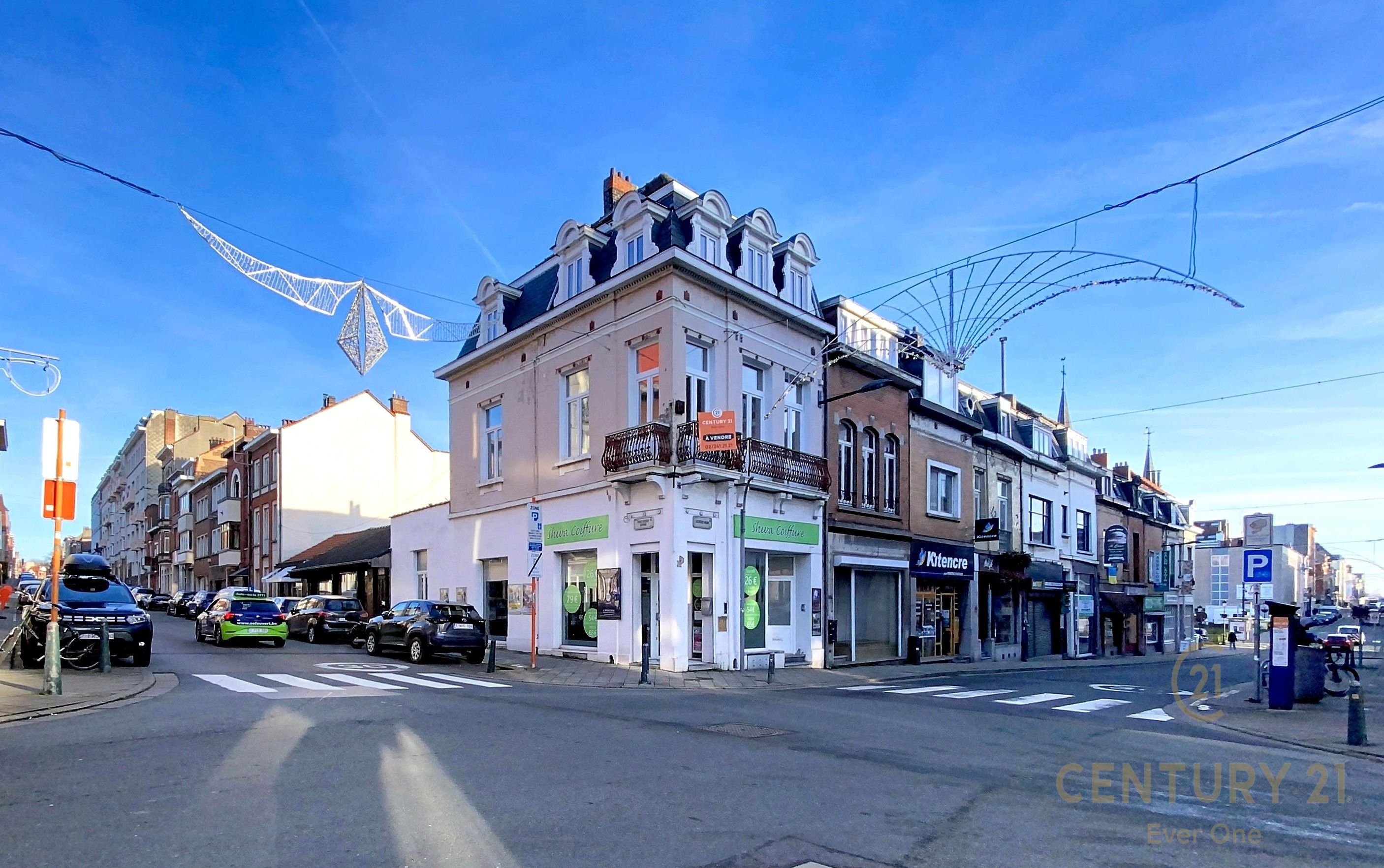 Avenue Georges Henri 306
