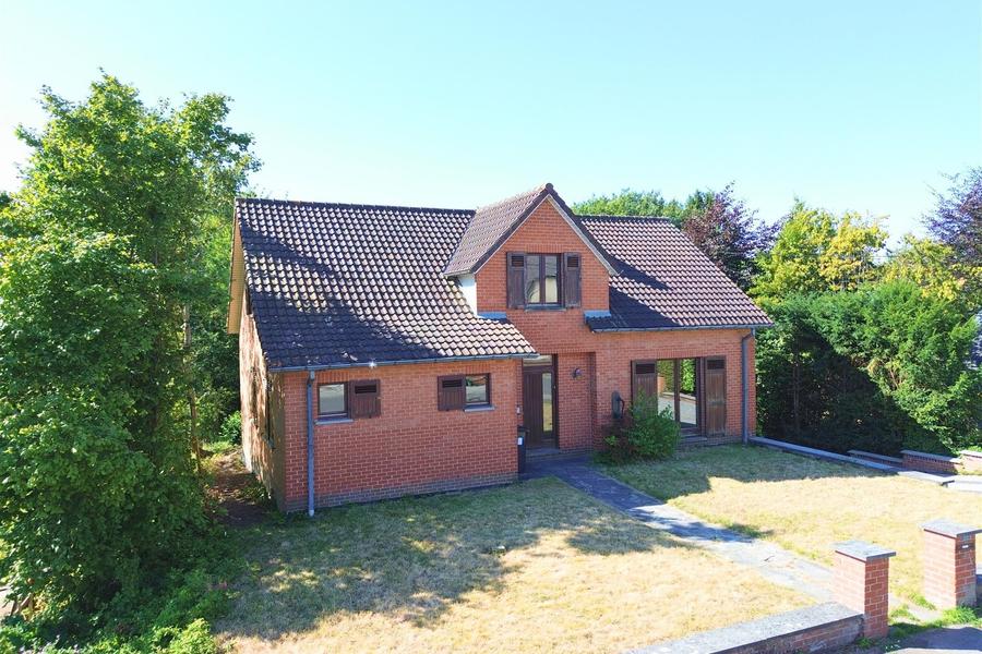 Huis VERKOOP à Montigny-Le-Tilleul