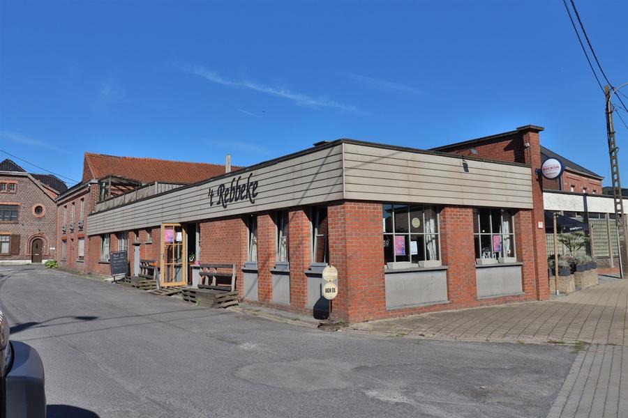 Handelszaak VERHUUR à KOOIGEM