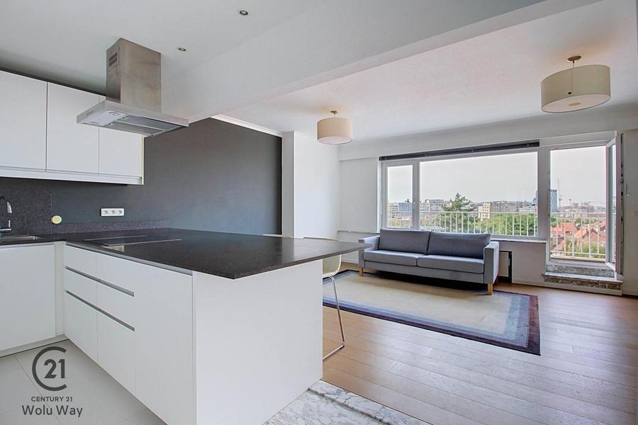 Quartier Cinquantenaire | Penthouse 1 ch avec 2 terrasses