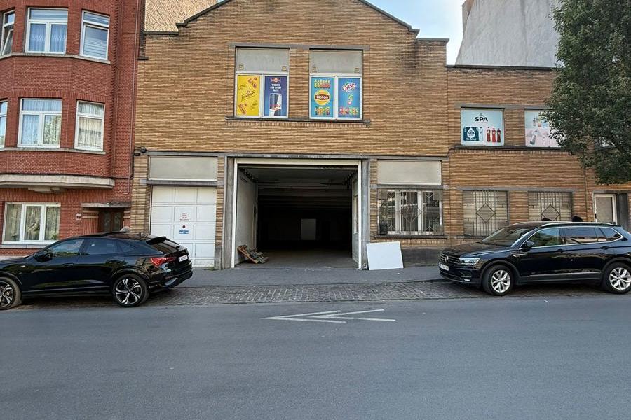 Commerce LOCATION à Sint-Jans-Molenbeek